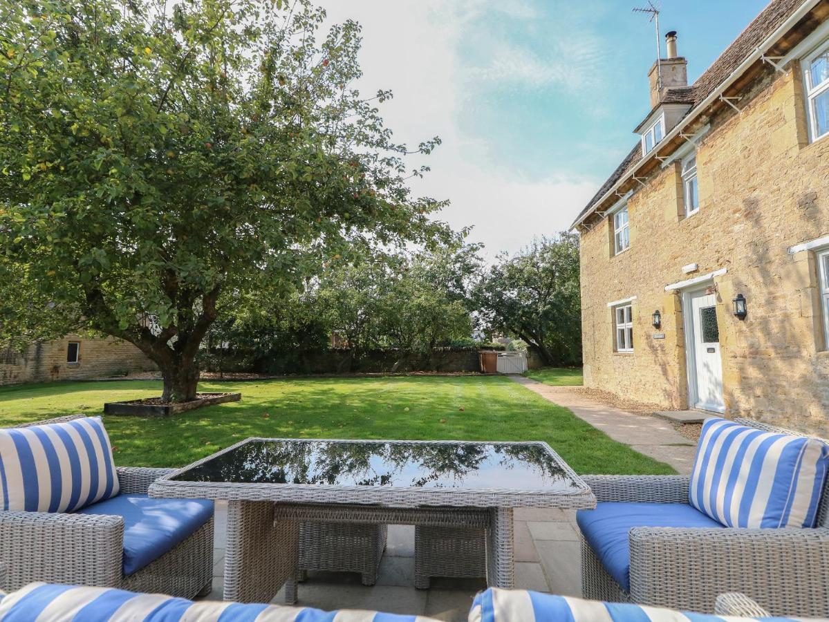The Croft Farm Villa Peterborough Exterior photo